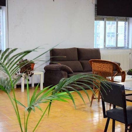 Albergue Mirás Sigueiro Esterno foto