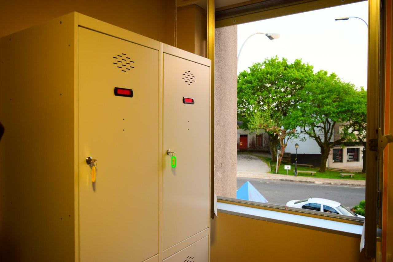 Albergue Mirás Sigueiro Esterno foto